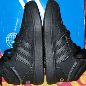 Kids' Preowned Adidas Hoops MID 3.0 Black Size 3 GUC
